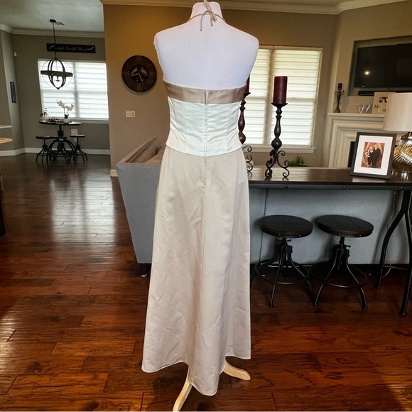 Alfred Angelo Bridesmaid Dress size 12 Halter Ivory Cafe Tan Beige Halter Long - Picture 10 of 16
